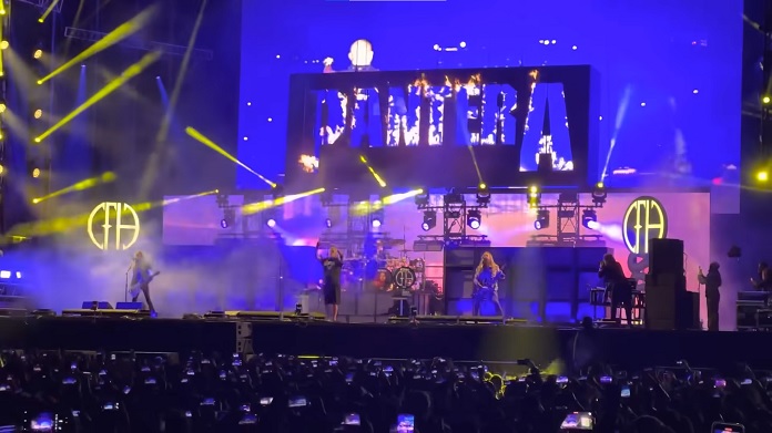 You are currently viewing Pantera toca Black Sabbath e faz tributo a ex-membros no primeiro show em mais de 20 anos; veja vídeos e setlist