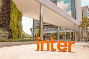 Read more about the article Inter (INBR32) normaliza app após instabilidade viralizar nas redes