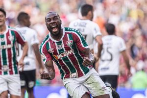 Read more about the article Fluminense renova com Manoel até o fim de 2024