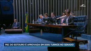 Read more about the article Senado Federal aprova PEC do estouro em dois turnos