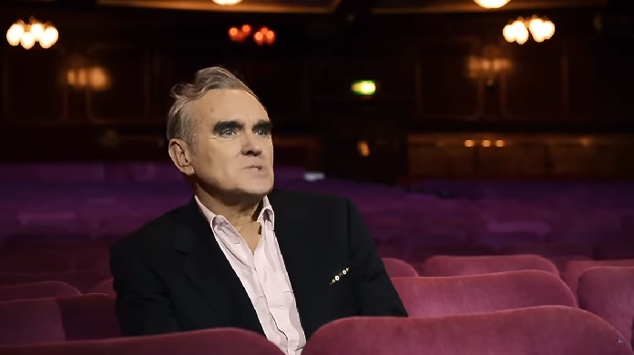 You are currently viewing Morrissey volta à TV após 7 anos para dizer que “diversidade” é uma palavra horrível