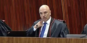 Read more about the article Ex-juiz pede prisão de Alexandre de Moraes em ação protocolada no STM