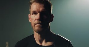 Read more about the article Tim Commerford, baixista do Rage Against The Machine, revela batalha dolorosa contra o câncer