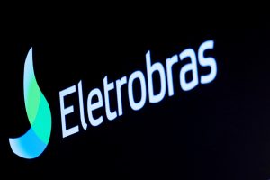 Read more about the article Eletrobras (ELET3)(ELET6): mudanças na Lei das Estatais podem reverter privatização?