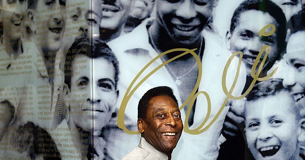 You are currently viewing Em carta sobre eliminação na Copa, Pelé diz que Hexa foi apenas adiado