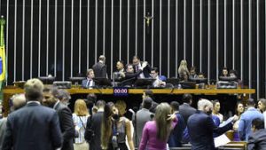 Read more about the article Congresso pede ao STF que anule suspensão do piso da enfermagem