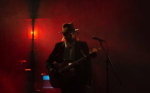 Read more about the article City and Colour lança single que reflete sobre a morte de um amigo; veja o clipe de “Meant To Be”