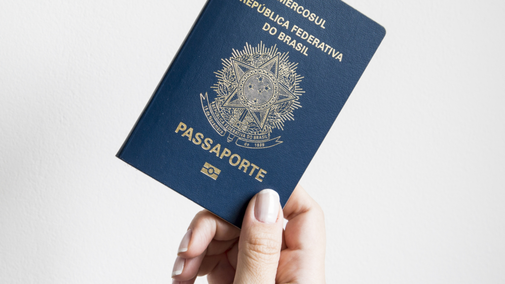 You are currently viewing Novo passaporte brasileiro recebe uma nova data para o início da sua emissão