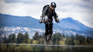 Read more about the article Homem surpreende a todos ao voar com JetPack; entenda!