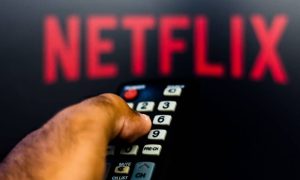 Read more about the article Usuários da Netflix que compartilham a senha podem pagar taxa extra