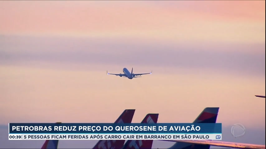 You are currently viewing Petrobras anuncia redução no preço do querosene de aviação