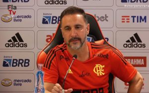 Read more about the article Comentarista critica Flamengo por apresentar Vítor Pereira no dia de enterro de Pelé