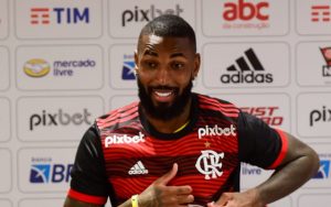 Read more about the article Gerson aponta fator crucial para voltar ao Flamengo após 1 ano e meio na França