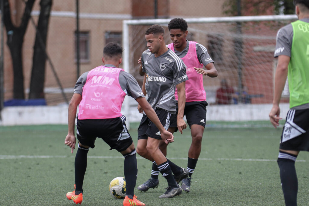 You are currently viewing Jogador do Galo sofre lesão e está fora da Copa São Paulo de 2023