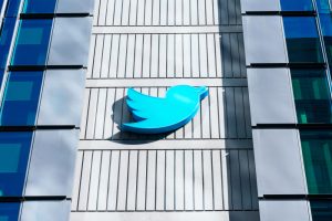 Read more about the article Twitter é hackeado e mais de 200 milhões de e-mails vazam