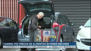 Read more about the article Guerra na Ucrânia faz preços de alimentos básicos baterem recorde