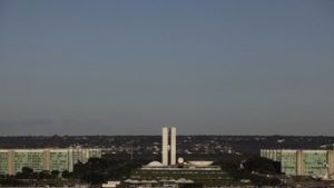 Read more about the article Com previsão de manifestações em Brasília, Governo do DF fecha Esplanada dos Ministérios