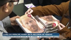 Read more about the article Livro de memórias do príncipe Harry é lançado nesta terça (10)