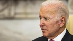 Read more about the article Republicano McCarthy pede que Congresso investigue Biden por documentos secretos