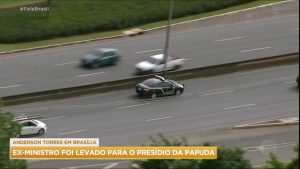 Read more about the article Anderson Torres é preso e levado para o Complexo Penitenciário da Papuda