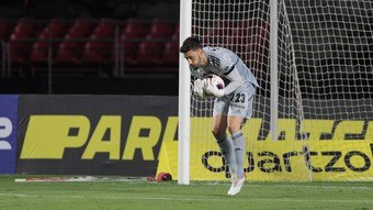 You are currently viewing Titular na estreia, Rafael analisa disputa pelo gol do São Paulo