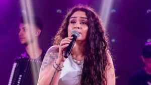 Read more about the article Luiza Martins lança primeira música após a morte de Maurílio e conta que pensou em desistir de cantar