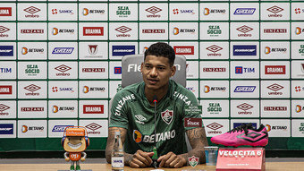 You are currently viewing Fluminense negocia prorrogação de contrato do atacante Marrony