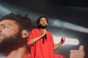 Read more about the article J. Cole lança música com beat inspirado em seu próprio estilo que encontrou no YouTube