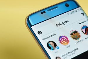 Read more about the article Dos Stories pro Feed: Instagram pode ganhar modo de postar texto na timeline