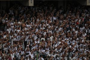 Read more about the article Torcida do Atlético-MG deixa a do Cruzeiro no chinelo e mostra quem manda