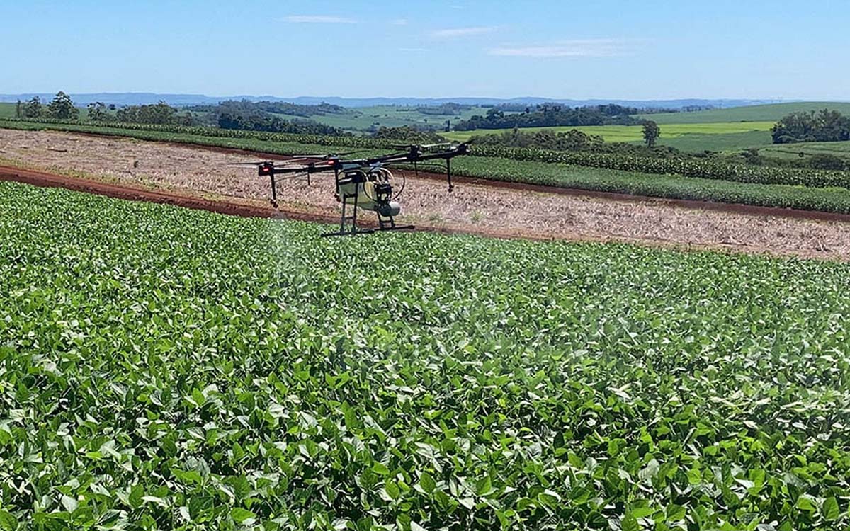 You are currently viewing A importância da tecnologia na aplicação sustentável de defensivos agrícolas