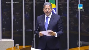 Read more about the article Deputado Arthur Lira é reeleito para mais dois anos como presidente da Câmara