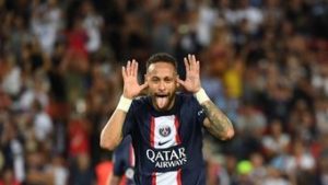 Read more about the article De Marquezine a artilheiro da seleção: 31 momentos da carreira de Neymar, que faz 31 anos hoje