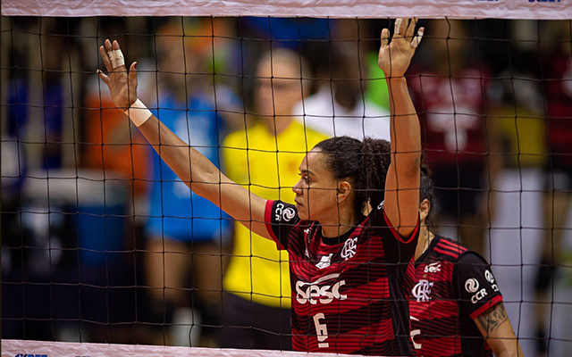 You are currently viewing Flamengo perde para o Fluminense na Superliga Feminina de Vôlei