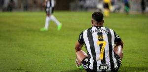 Read more about the article Galo tem histórico vergonhoso jogando como visitante contra o Cruzeiro