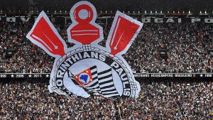 Read more about the article Melhor técnico da América do Sul está livre no mercado e pode assumir o Corinthians