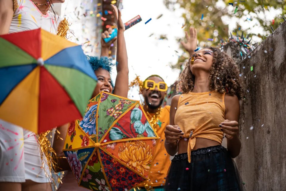 You are currently viewing Carnaval: 7 aplicativos para curtir a folia sem perrengues