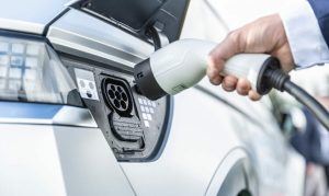 Read more about the article Só elétricos: Europa proíbe carros a combustão e planeja sua retirada das vitrines