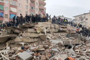 Read more about the article Novo terremoto atinge a região de fronteira entre a Turquia e a Síria