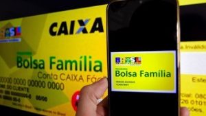 Read more about the article Calendário dos Auxílios Brasil e Gás é retomado nesta quarta; veja quem recebe