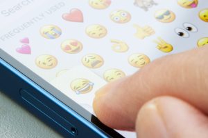 Read more about the article Água viva, asno, asas de anjo e mais: 31 novos emojis chegam ao iPhone