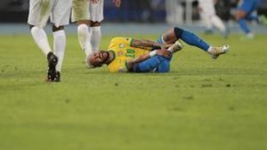 Read more about the article Neymar sofreu mais de 20 lesões desde que chegou à Europa; relembre todas