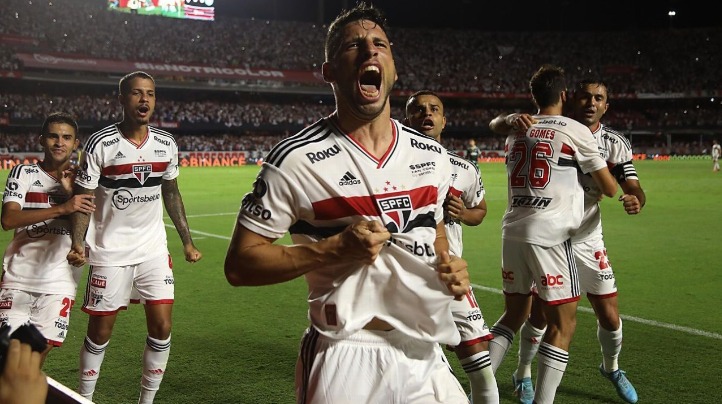 You are currently viewing Calleri fica próximo de igualar marca de Kaká pelo São Paulo