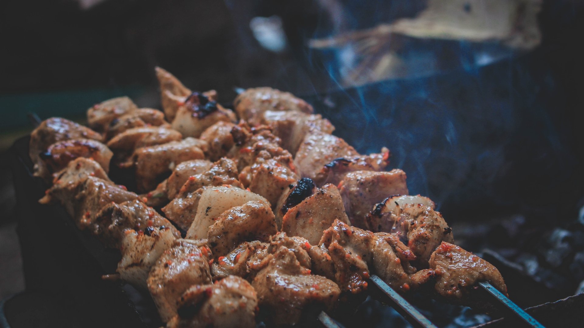 You are currently viewing Você sabe qual é a melhor carne para fazer um espetinho?