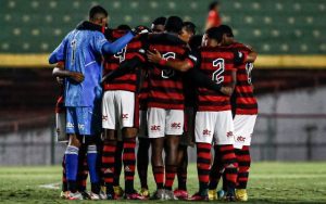 Read more about the article Flamengo sofre ‘apagão’ e estreia com derrota no Brasileirão Sub-20, contra Corinthians