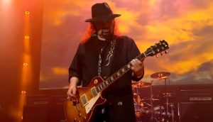 Read more about the article Gary Rossington, Lynyrd Skynyrd e a história do acidente que mudou o curso do Rock