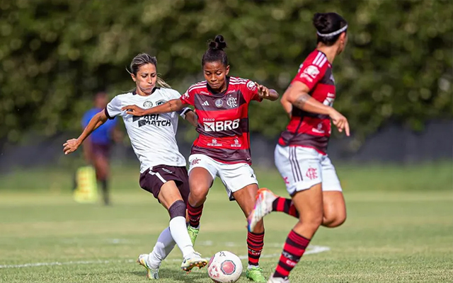 You are currently viewing Flamengo empata com Botafogo pela Copa Rio de Futebol Feminino