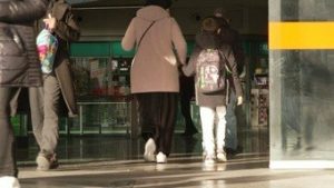 Read more about the article Menina de 11 anos é vítima de estupro grupal em shopping