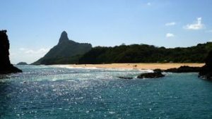 Read more about the article Pernambuco e governo federal pedem gestão compartilhada de Fernando de Noronha