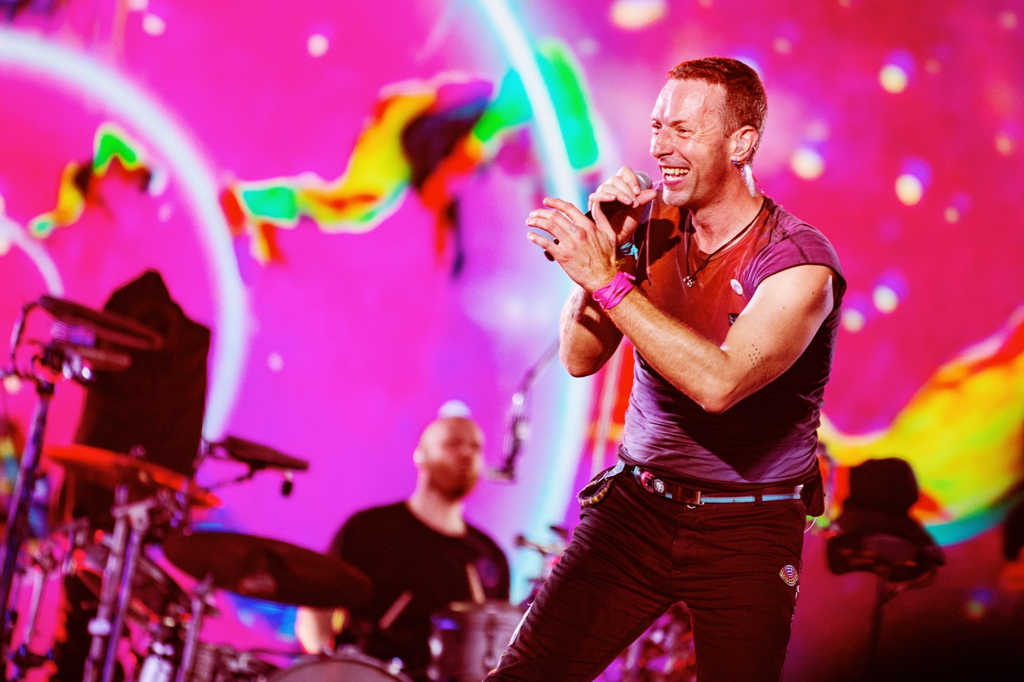 Read more about the article Coldplay faz história em show no Brasil com estrutura surreal, Seu Jorge e mais; fotos e setlist